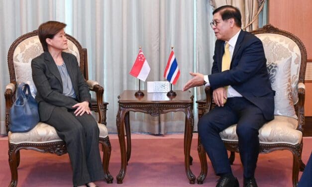 Singapore Ambassador to ������ Discusses Bilateral Cooperation with Thai Vice Minister for Foreign Affairs
