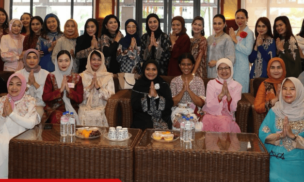 Indonesian Embassy Joins Halal Bihalal with Community in Singapore