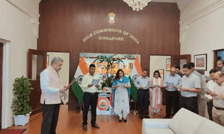 High Commissioner Led Swachhta Pledge in Singapore