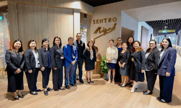 First Lady Louise Araneta-Marcos Inaugurates Sentro Rizal Singapore Library at Philippine Embassy