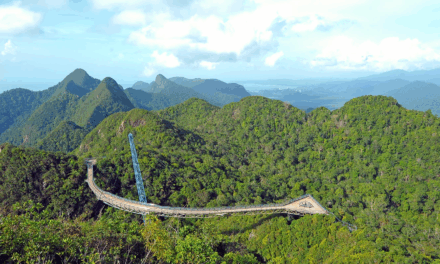 Panorama Langkawi SkyCab: Soaring Above Langkawi to Mount Mat Cincang and the Iconic Sky Bridge