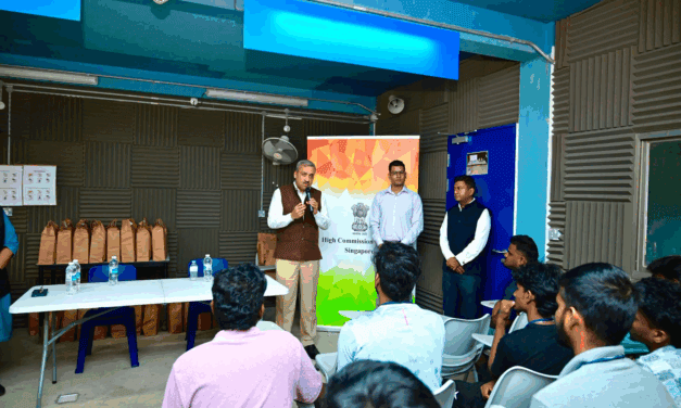 High Commissioner Visited Indian Migrant Workers at Sengkang West Dormitory
