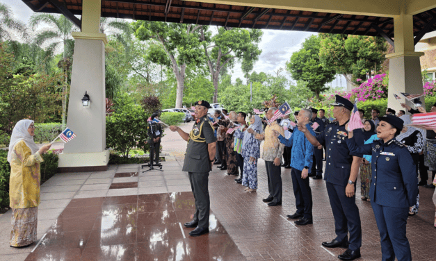 Malaysia’s 69th National Day Commemorated with Flag-Raising Ceremony at Rumah Malaysia
