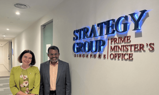 Australian High Commissioner Meets Singapore’s Climate Ambassador to Discuss COP31