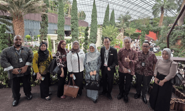 Malaysia High Commissioner Explores Singapore’s Gardens by the Bay and Future Collaboration