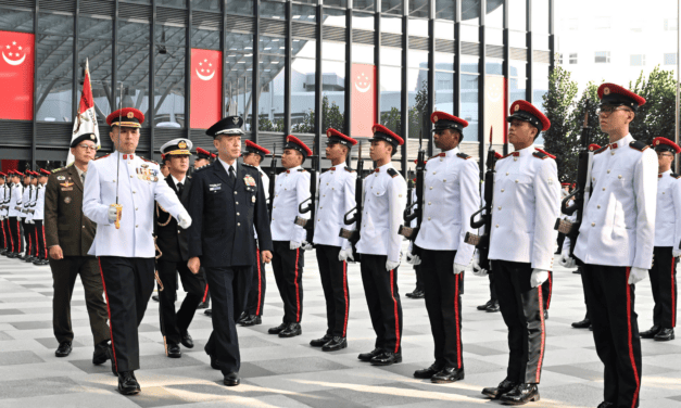 Japan Joint Staff Chief Visits Singapore for Defence Talks