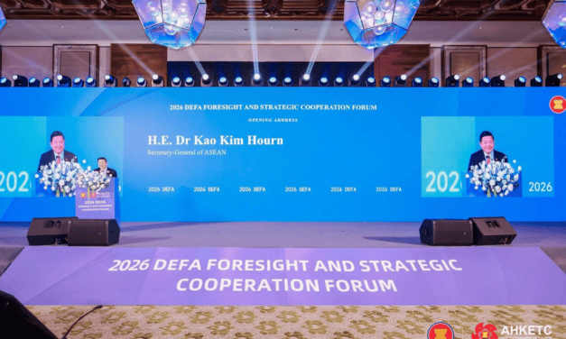 ASEAN Secretary-General Kao Kim Hourn Addresses Digital Cooperation at DEFA Forum in Hong Kong