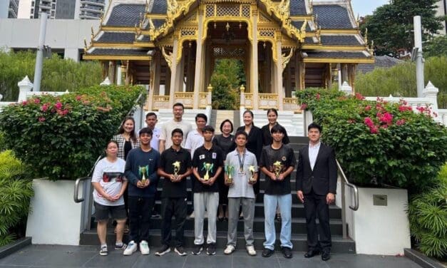Royal Thai Embassy Singapore Welcomes Under-16 Footballers from Saraburi School