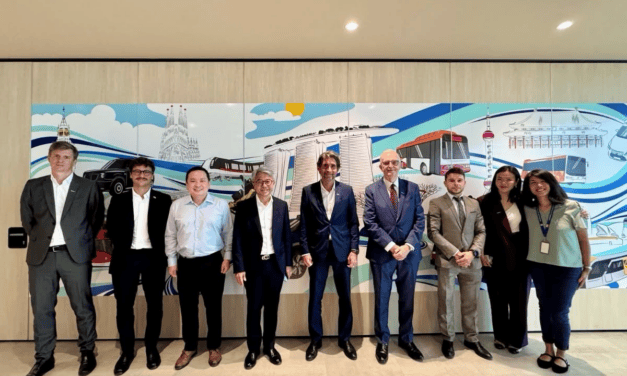 French Ambassador Meets ComfortDelGro Leaders on Sustainable Mobility and Transport Cooperation
