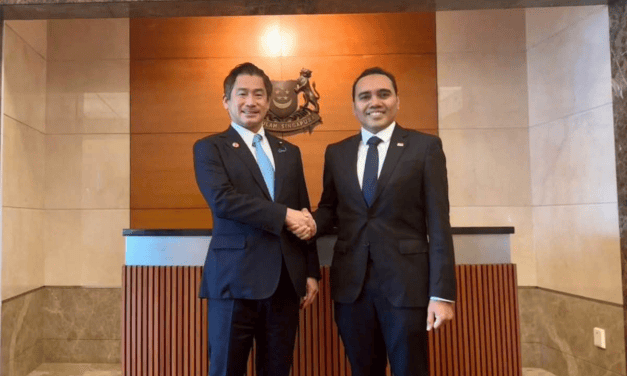 Japan Parliamentary Vice-Minister Onishi Yohei Visits Singapore During 60th Anniversary Year