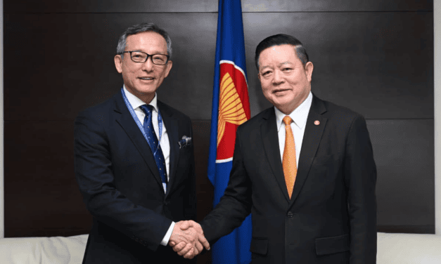 ASEAN Secretary-General and SIIA Chairman Discuss Think Tank Participation in ASEAN 2045